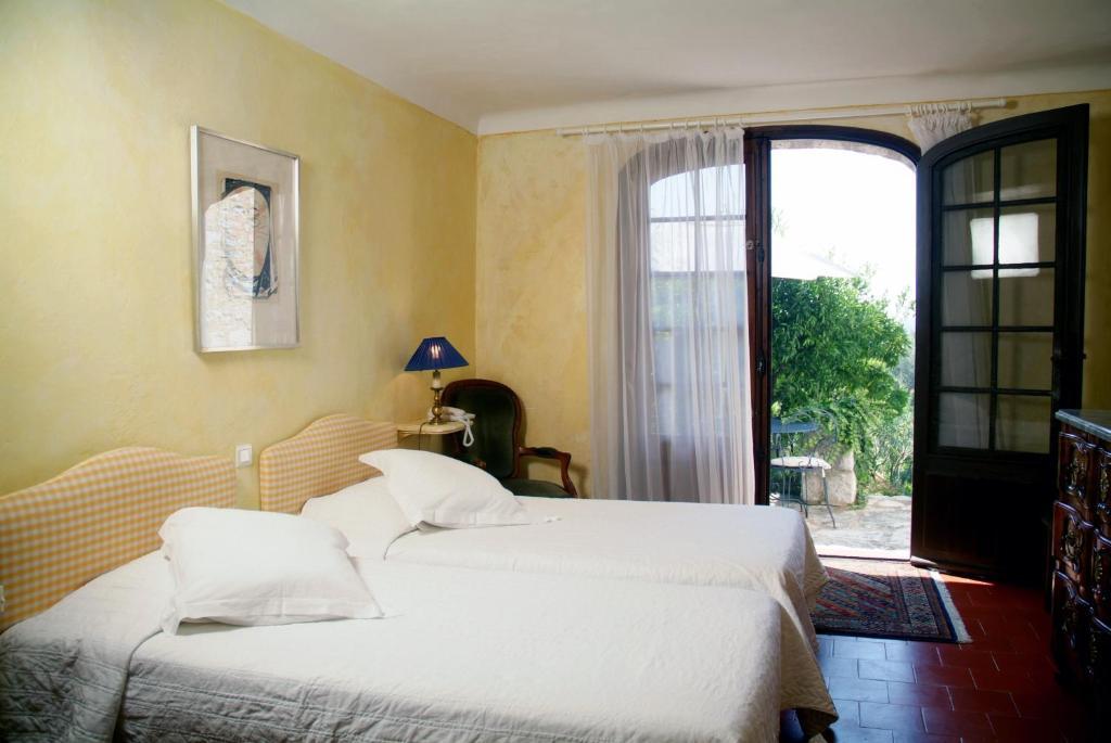 Les Orangers Bed & Breakfast